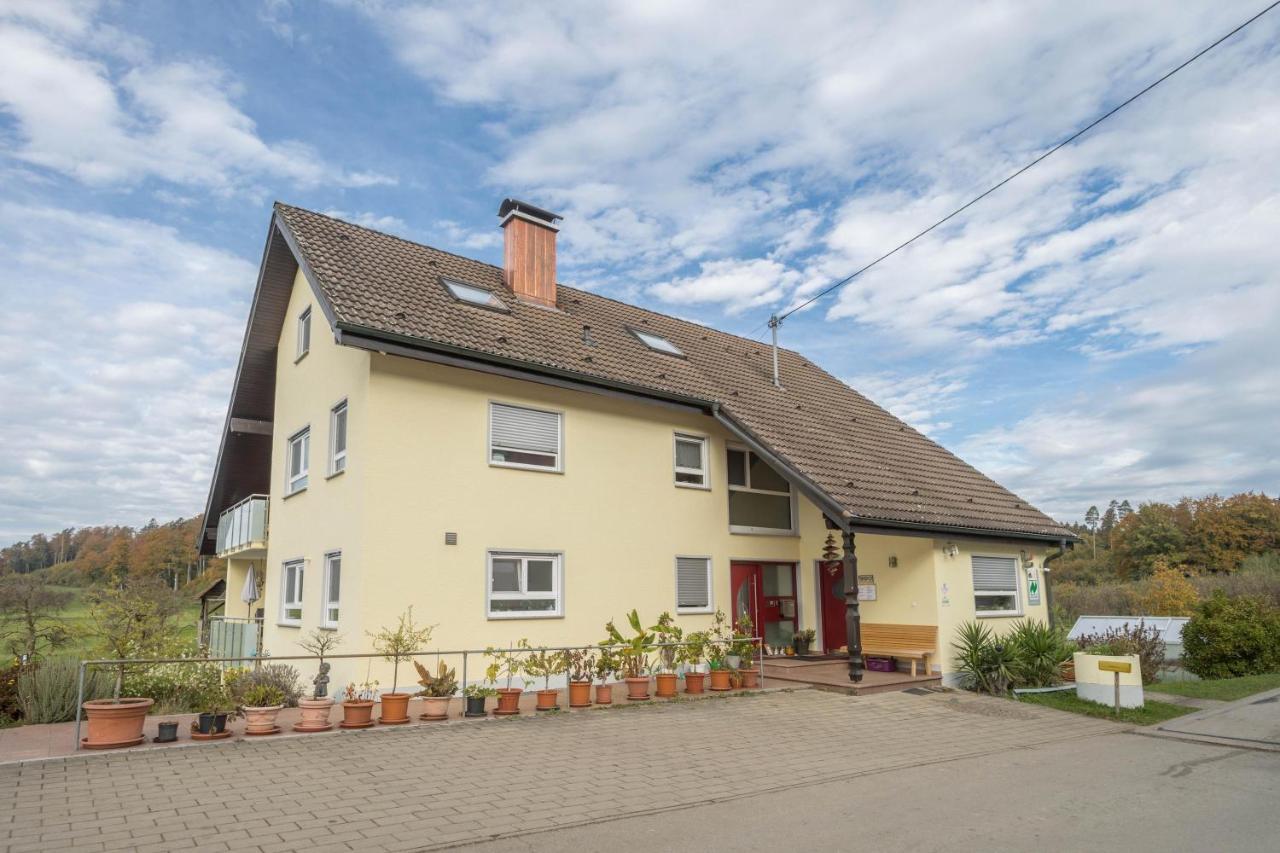 Zapfs Bauernhof Stiefmuetterchen Apartment Tettnang Bagian luar foto